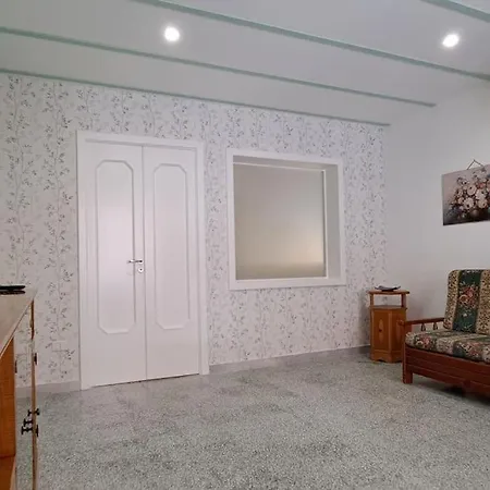 Chome モンテローニ・ディ・レッチェ